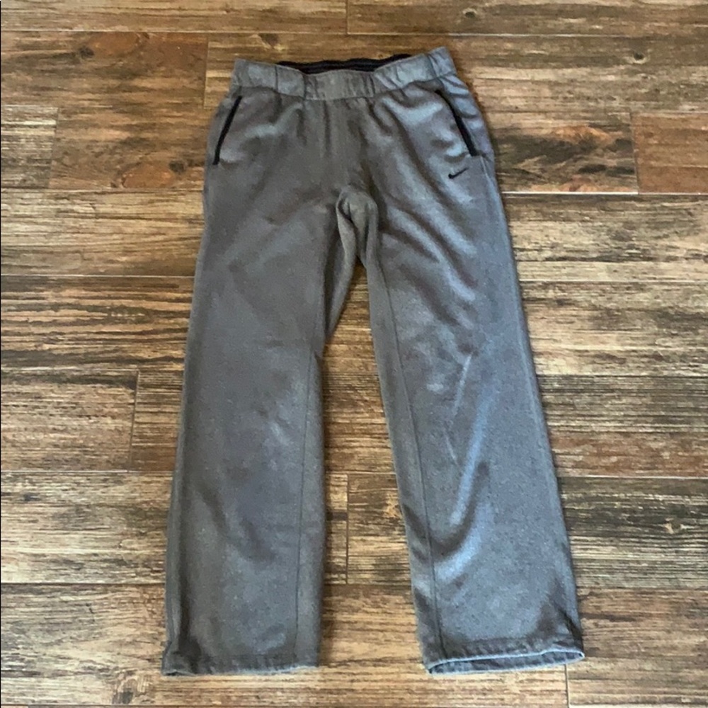 Nike women’s sweatpants